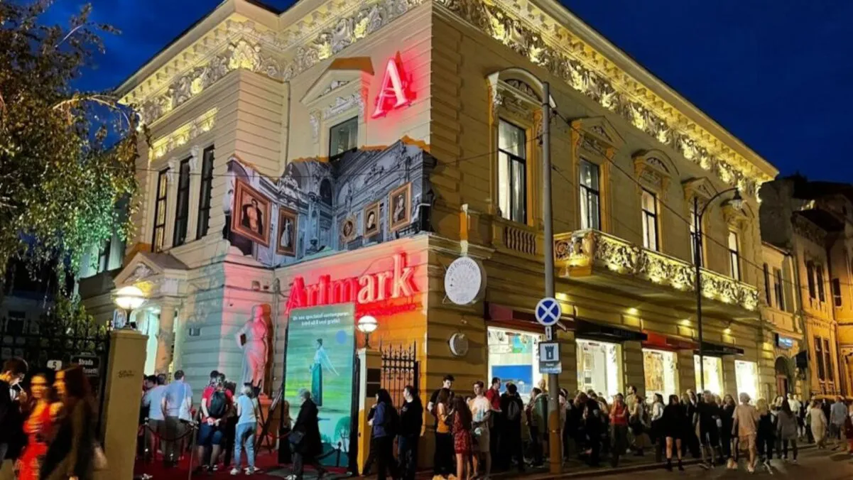 Obiecte ale fostului premier Petru Groza, dar și arme istorice, de la daci încoace, scoase la licitație de Artmark