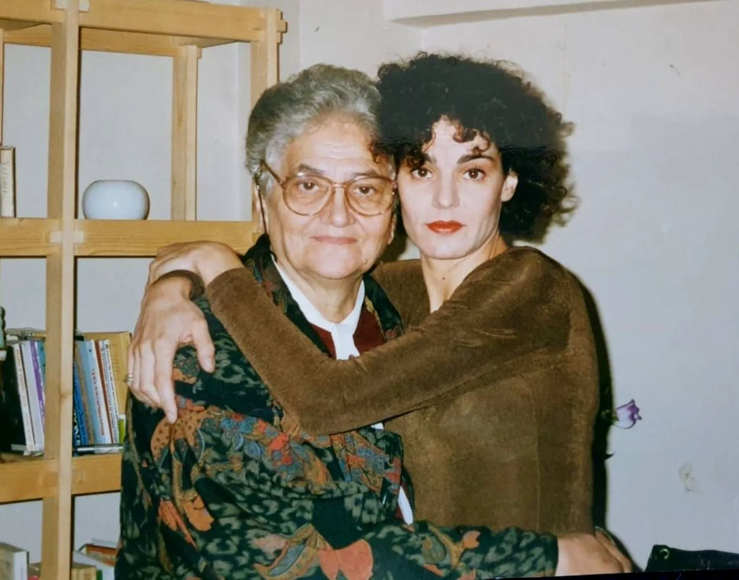 Mama actriței Maia Morgenstern, femeia care a transformat nedreptatea în curaj și durerea în iubire. „Așa a trăit ea. Intens. A râs, a fluierat și a cântat”
