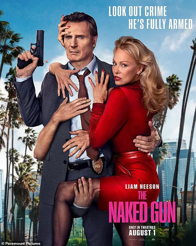 La 16 ani e la moartea tragică a soției, Liam Neeson a pus ochii pe Pamela Anderson: „Sunt îndrăgostit nebunește de ea”