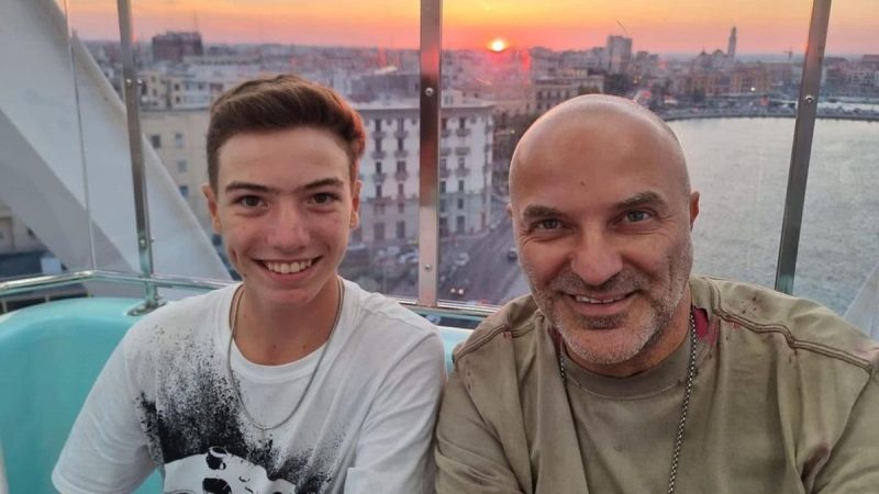 Dan Capatos, mesaj către fiul său, după Evaluarea Națională. La 14 ani, tânărul este mândria familiei