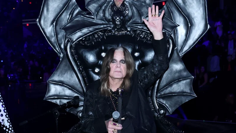 S-a aflat cum a murit Ozzy Osbourne. Medicii s-au chinuit ore întregi să îl salveze