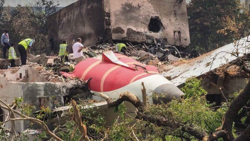 Întâmplare sinistră la bordul avionului care s-a prăbușit în India, cu 260 de morți. A fost o acțiune criminală