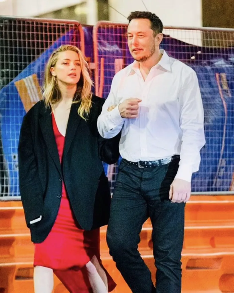 Cum i-a învârtit pe degete actrița Amber Heard pe Johhny Depp și pe Elon Musk. Adevărul iese la iveală