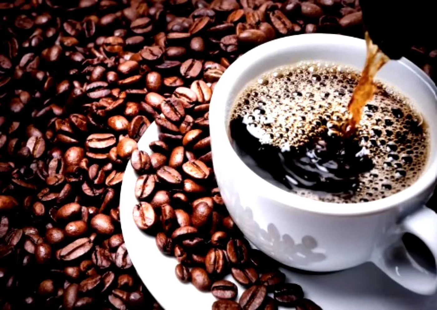 Cafeaua, un remediu extraordinar pentru insolație și dureri de cap. Ce spune un celebru medic