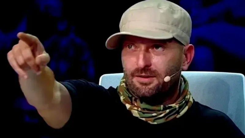 Cheloo, amintirile unui băiat de cartier din vremea comunismului și despre nașterea trupei „Paraziții”. Ce rol major a avut mama lui