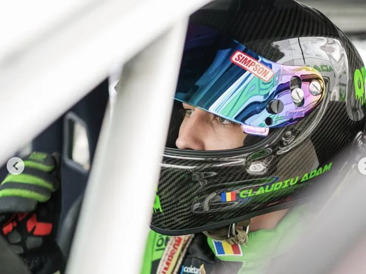 Pasiunea nebănuită a celui mai tânăr campion național de drift. Pe Claudiu Adam îl puteți vedea și în „Cursa”, noul film al lui Anghel Damian