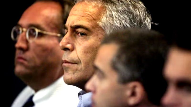 Adevărul despre moartea pedofilului Epstein iese la iveală. Noile imagini video ar putea schimba totul
