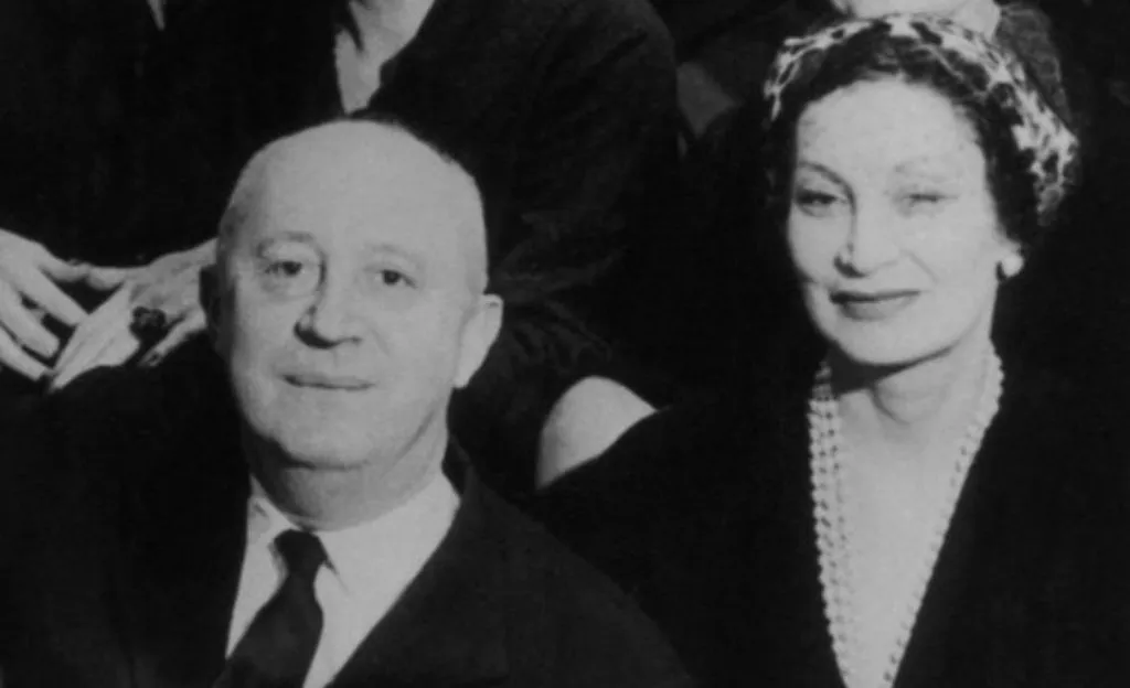 Femei din toată lumea îl adoră, dar puține știu pentru cine a creat Christian Dior celebrul parfum „Miss Dior” 4 românca Christian Dior
