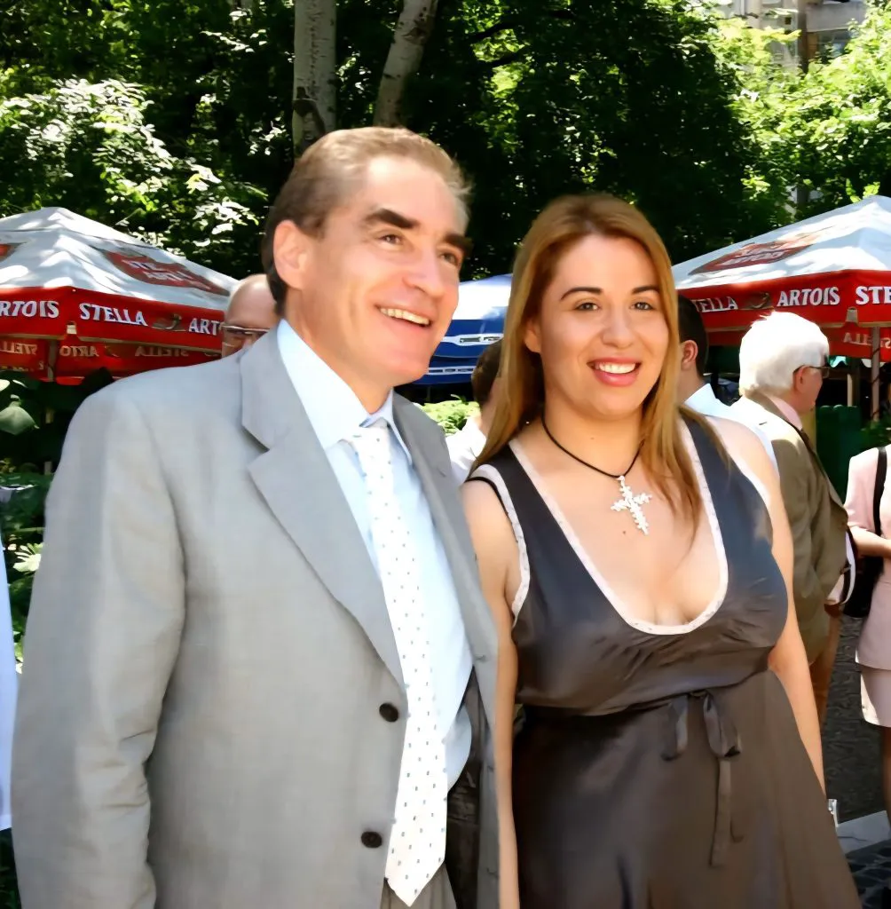 Oana Roman, mărturie incredibilă despre Petre Roman: „Ai fost la un pas de moarte...”