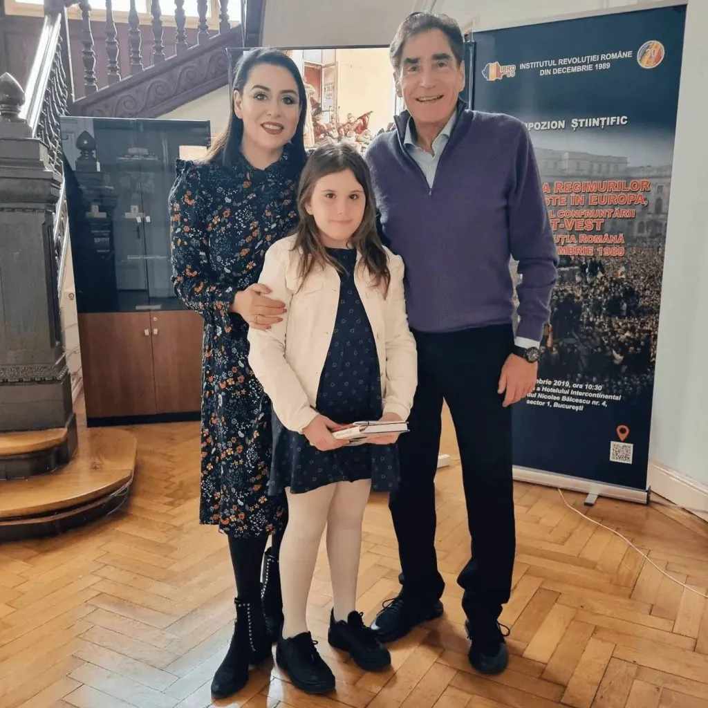 Oana Roman, mărturie incredibilă despre Petre Roman: „Ai fost la un pas de moarte...”
