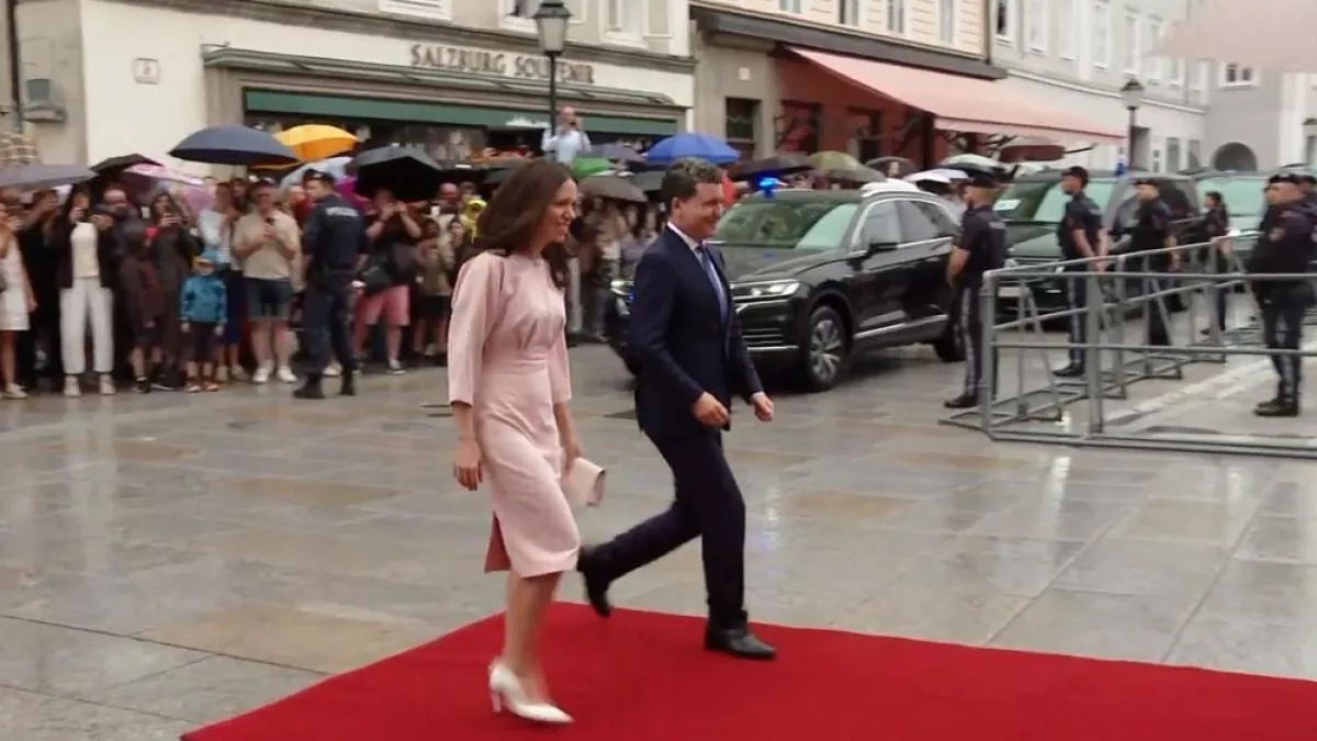 Copiii președintelui Nicușor Dan, în vizita oficială din Austria. Imagini de neuitat de la ceremonia de primire
