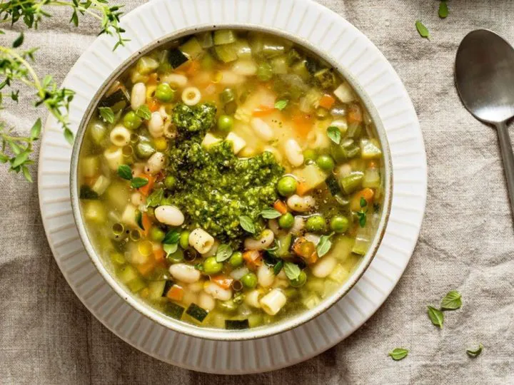 Supă franceză cu legume, excepțională pe caniculă. Va deveni rețeta preferată