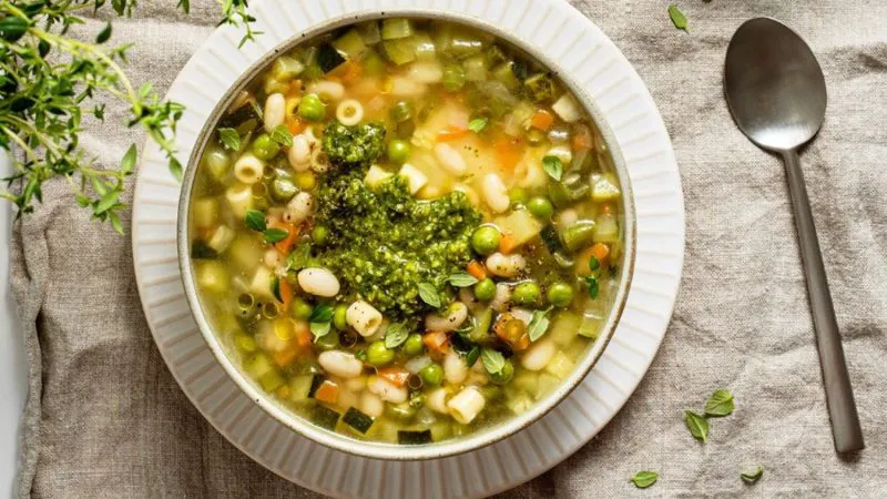 Supă franceză cu legume, excepțională pe caniculă. Va deveni rețeta preferată