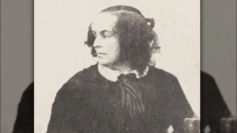 Victor Hugo a avut o viață personală demnă de roman. În ziua în care a murit, bordelurile din Paris i-au adus omagii 