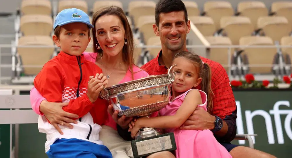 Novak Djokovic, alături de premierul Greciei într-un loc sfânt. Sportivul și familia lui se pregătesc de o schimbare majoră