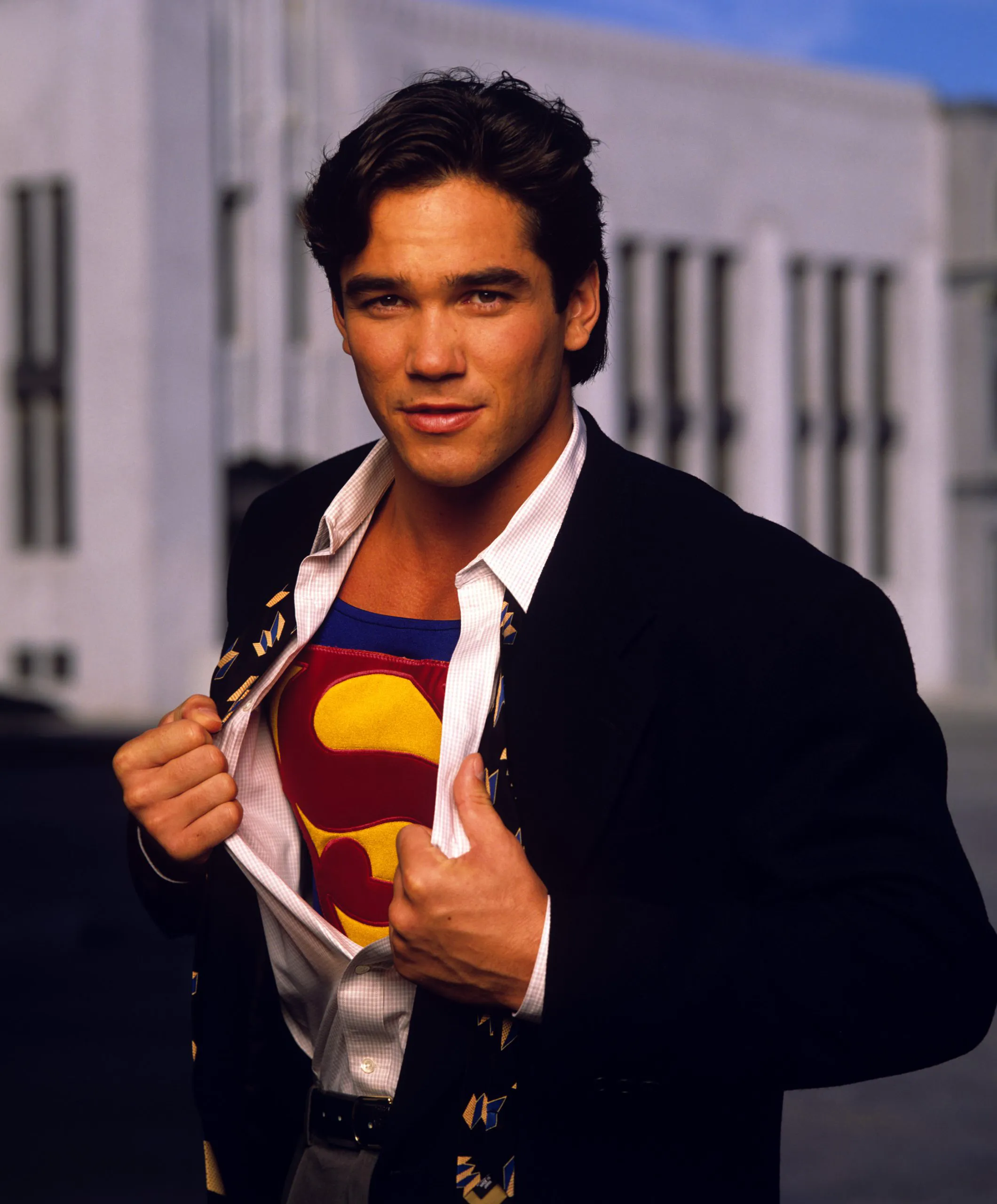 Superman s-a dat de partea lui Donald Trump. A anunțat că va prinde imigranții