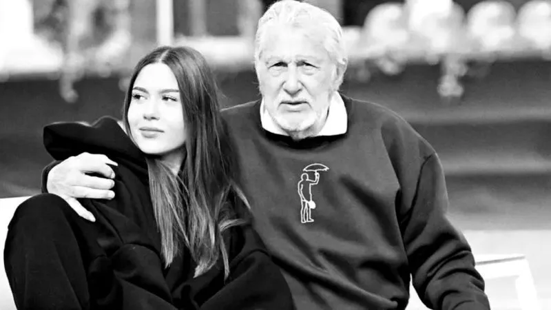 Fata lui Ilie Năstase: frumoasă, uimitoare în slip și tatuată. Ia vedeți cu cine seamănă!