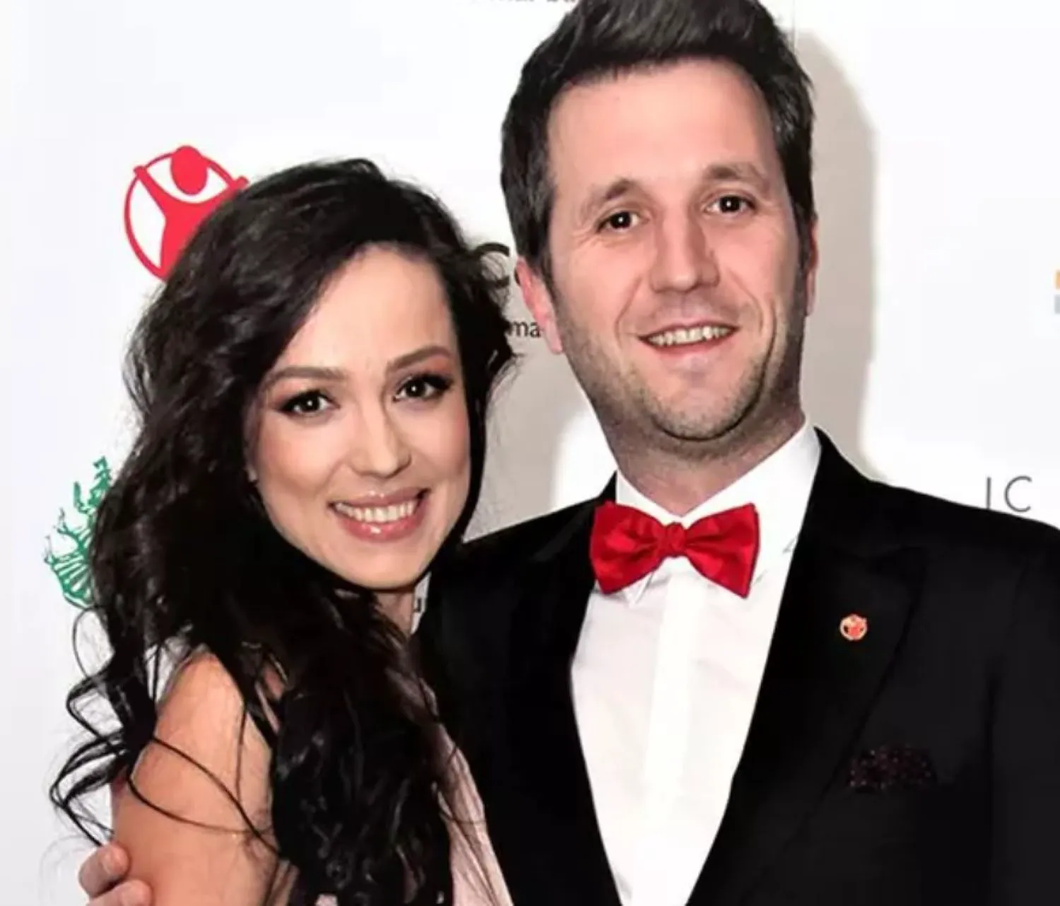 Andi Moisescu si Olivia Steer au divorțat în secret! Informația care zguduie România