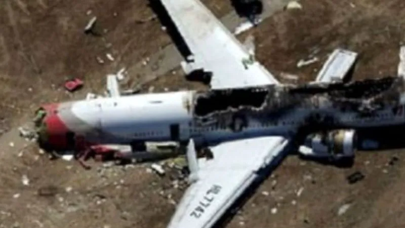 O familie de români se prăbușește cu un mic avion pe o insulă pustie în ocean. Ce îi reproșează soția pilotului