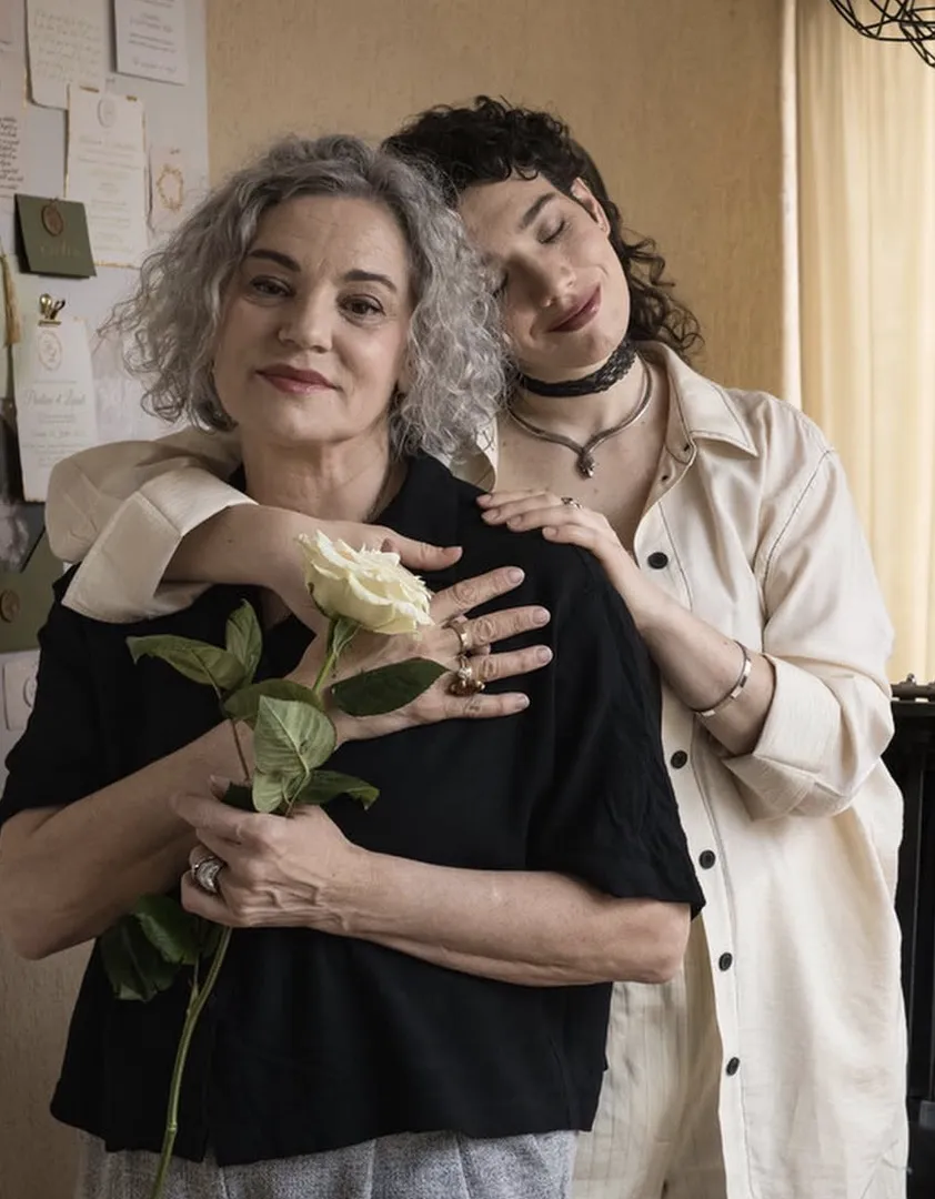 Ministrul Culturii va fi bunic. Fiica lui, actriță, păstrează același secret ca și mama ei, Maia Morgenstern