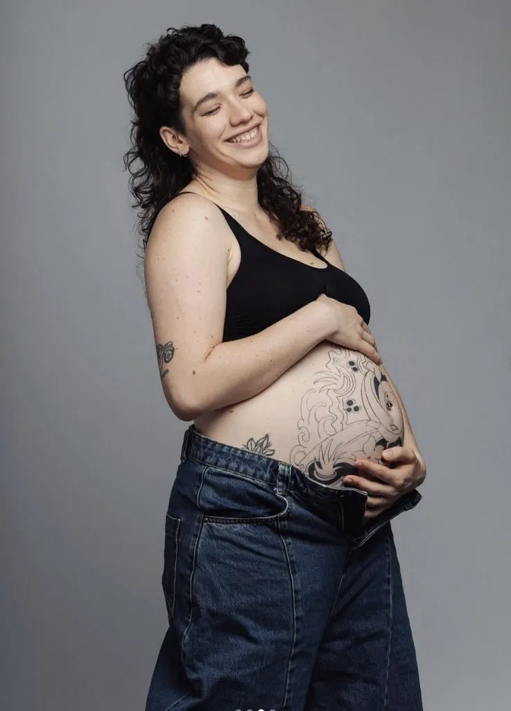 Ministrul Culturii va fi bunic. Fiica lui, actriță, păstrează același secret ca și mama ei, Maia Morgenstern