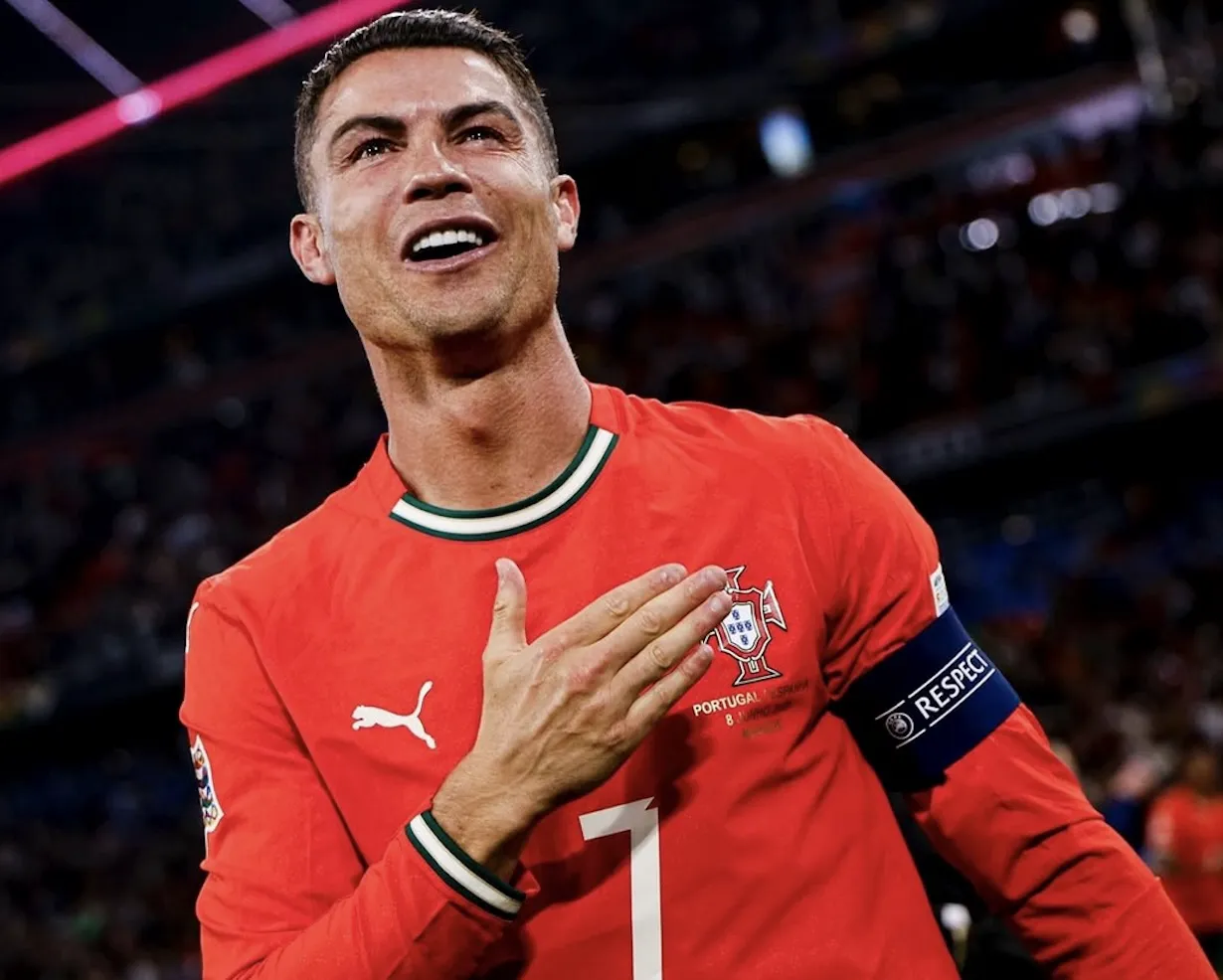 Ronaldo a decis să se însoare și deja a cheltuit niște milioane. Georgiana a pozat inelul