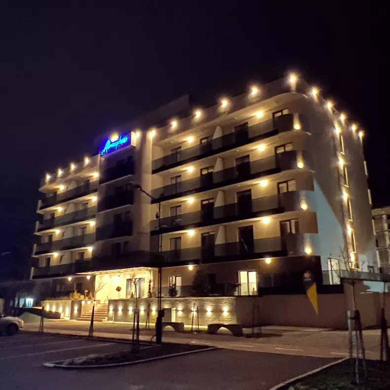 Cântăreața Andreea Bănică, proprietară de hotel la mare, susține taxa pe cearșaf la plajă. „Turistul are impresia că are dreptul, dar...”