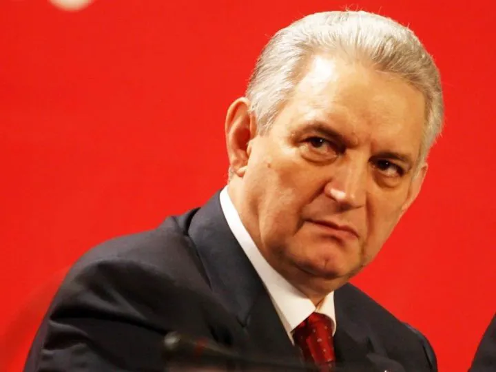 Ilie Sârbu, la 76 de ani, cea mai frumoasă ipostază. Daciana Sârbu a arătat cât de dedicat este fostul politician – Video