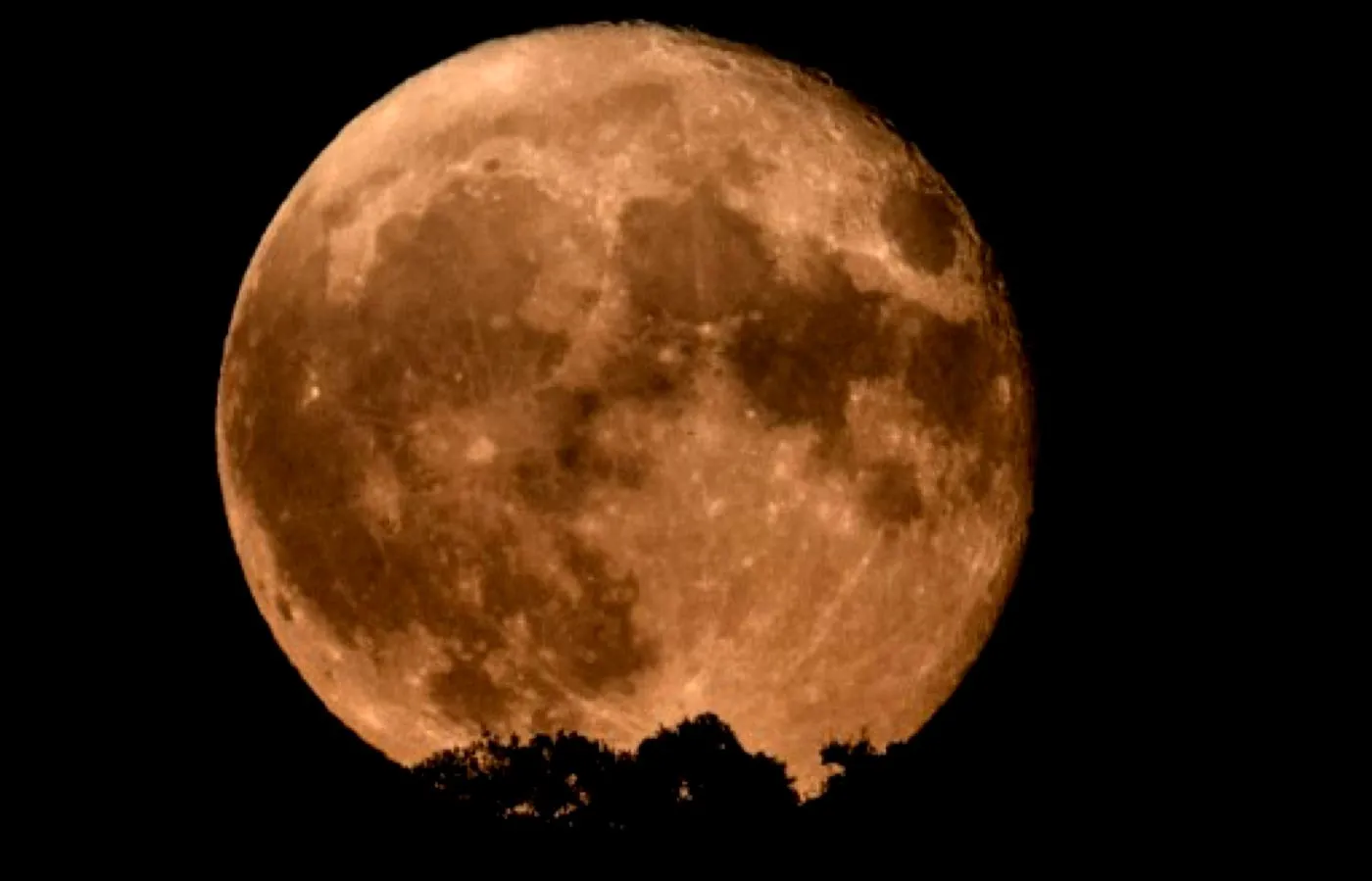 Luna Plină a Sturionului din 9 august 2025, un spectacol ceresc. Cum sunt afectate zodiile de acest eveniment astral