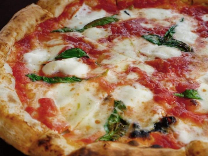 Istoria neștiută a pizzei Margherita. A fost creată la Palatul Capodimonte pentru regina Margherita a Italiei