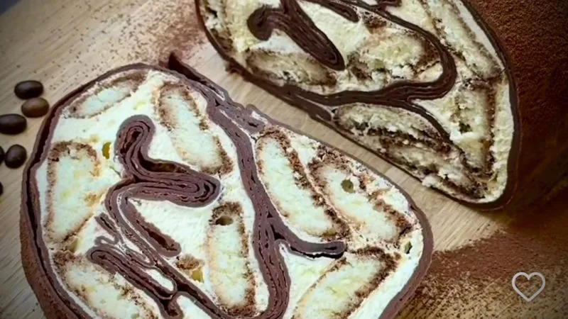 Ruladă tiramisu cu clătite – desert fără coacere pentru iubitorii de cafea