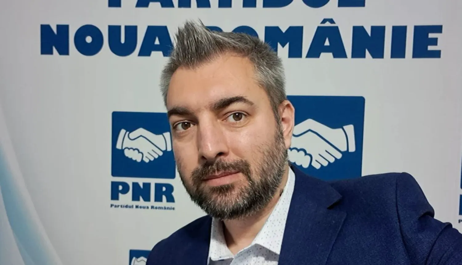 Fost candidat la funcția de președinte al României a încercat că racoleze un minor. I-a trimis și fotografii pornografice
