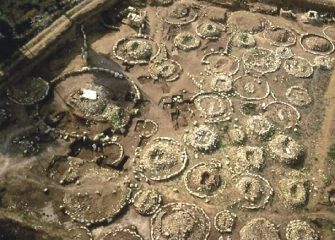 Italia are propriul său Stonehenge. Monument impresionant, construit de o populație misterioasă, descoperit din întâmplare