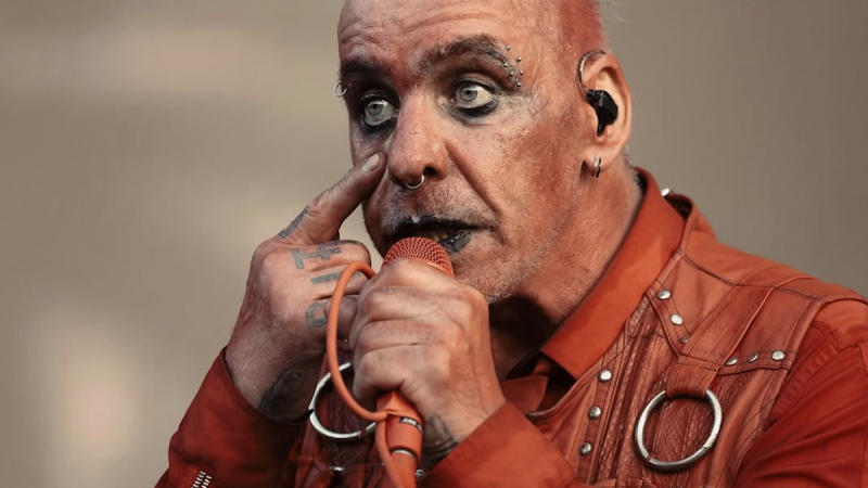 Înaintea concertului din București, solistul Rammstein a ajuns la Psihiatrie, în Chișinău