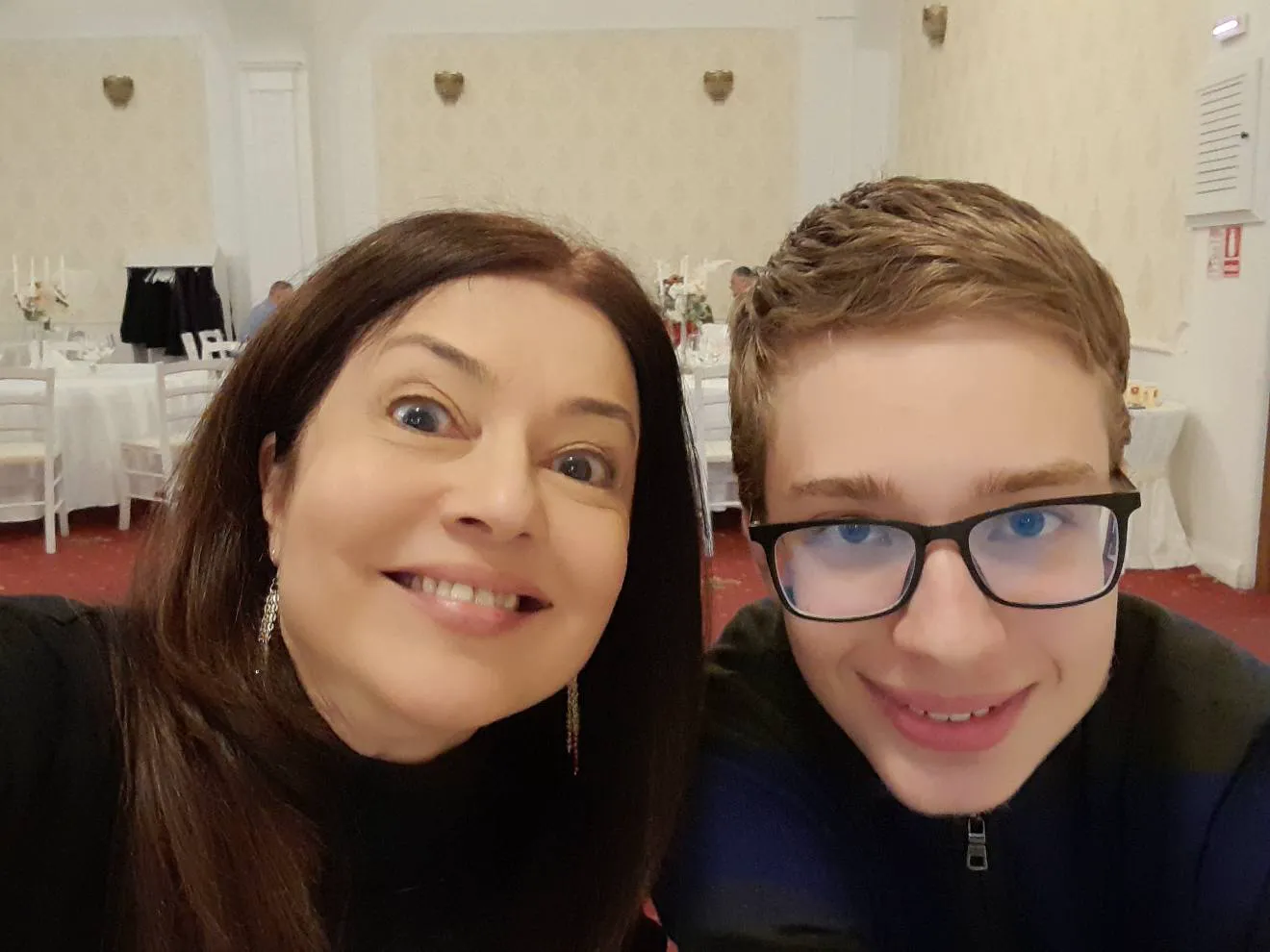 Oana Sîrbu, amintiri din tinerețe. A scos la iveală imagini de colecție cu Mihaela Rădulescu 