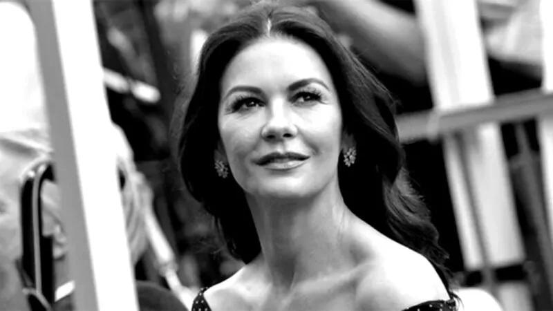 Lucruri necunoscute despre celebra Catherine Zeta Jones. Cariera actriței a început cu un bilet de bingo norocos