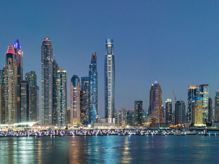 Emiratele Arabe Unite achită nota pentru turiștii blocați: vacanțe extinse fără cheltuieli suplimentare