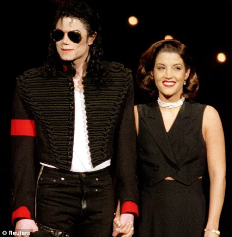Priscilla Presley, acuzații fără precedent la adresa căsniciei dintre Michael Jackson și Lisa Marie: „Era un bărbat manipulator”