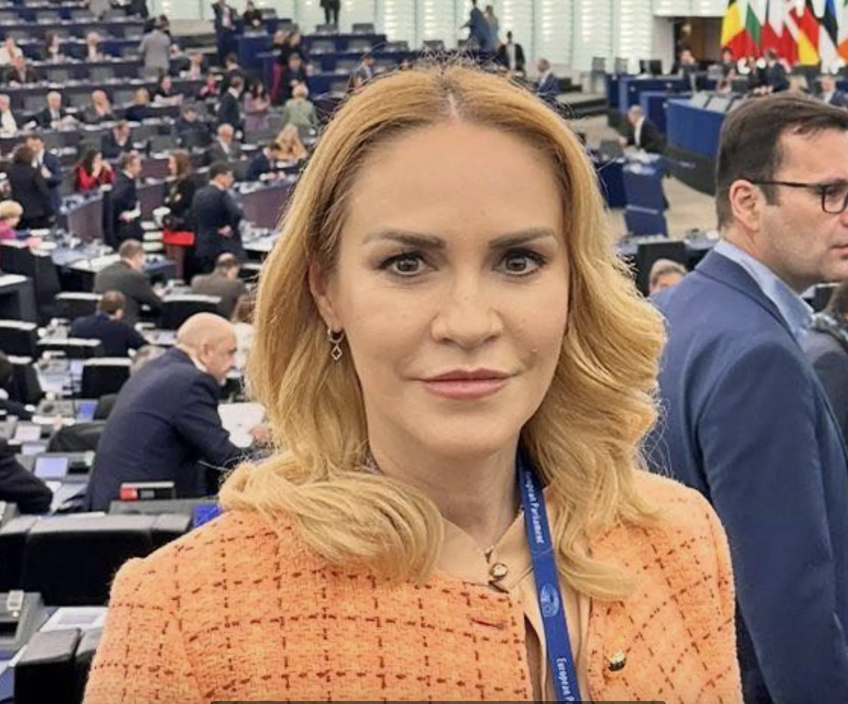 Gabriela Firea a pus pe toată lumea pe jar cu ultimele apariții. Toată lumea se întreabă ce s-a întâmplat