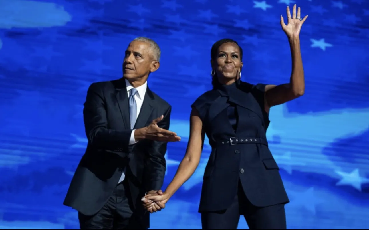 În plin scandal de divorț, soții Obama au plecat în vacanță. Au decis însă să vină separat