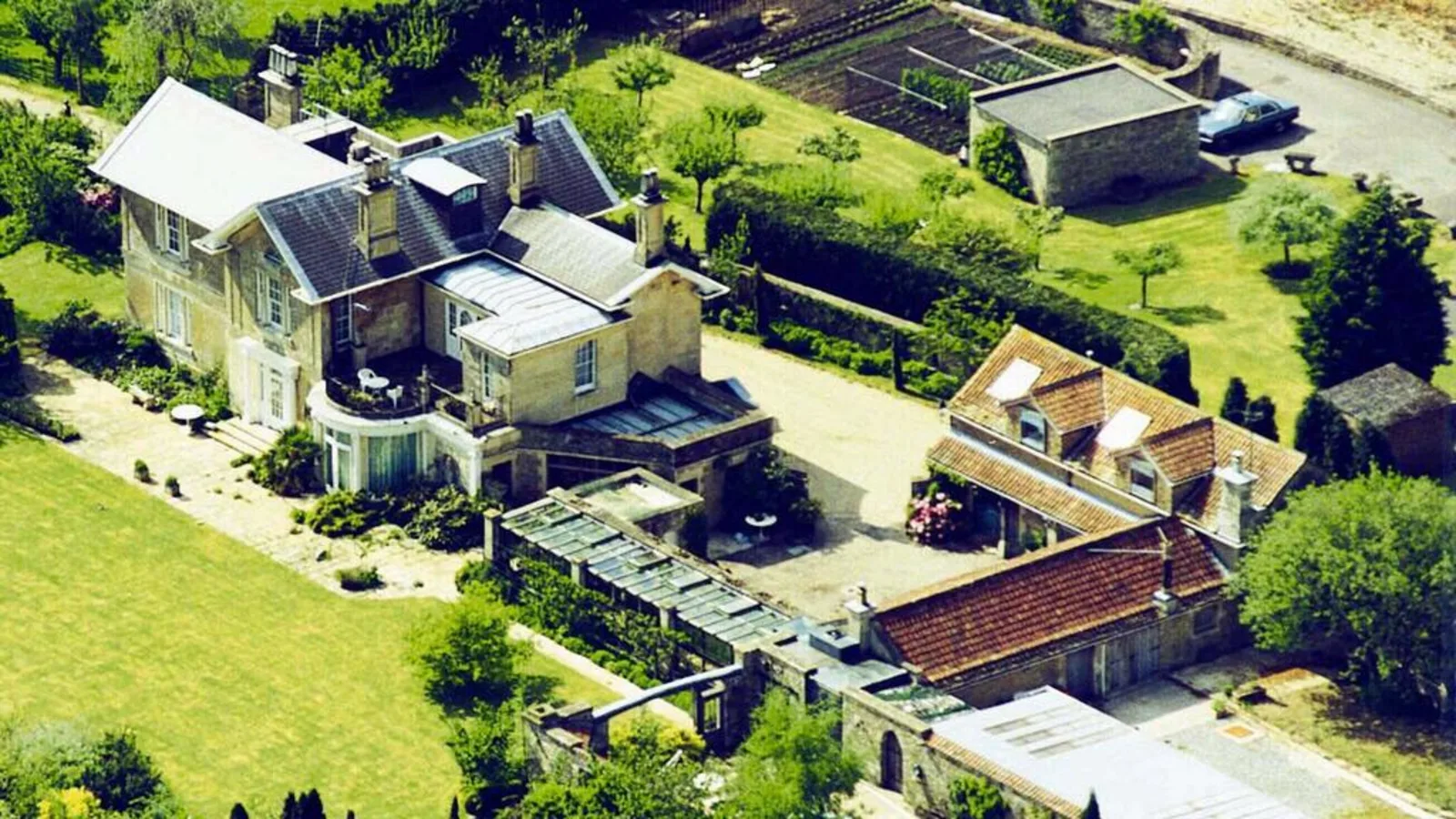 Regele Charles și Camilla s-au săturat unul de celălalt. Basmul regal se apropie de final