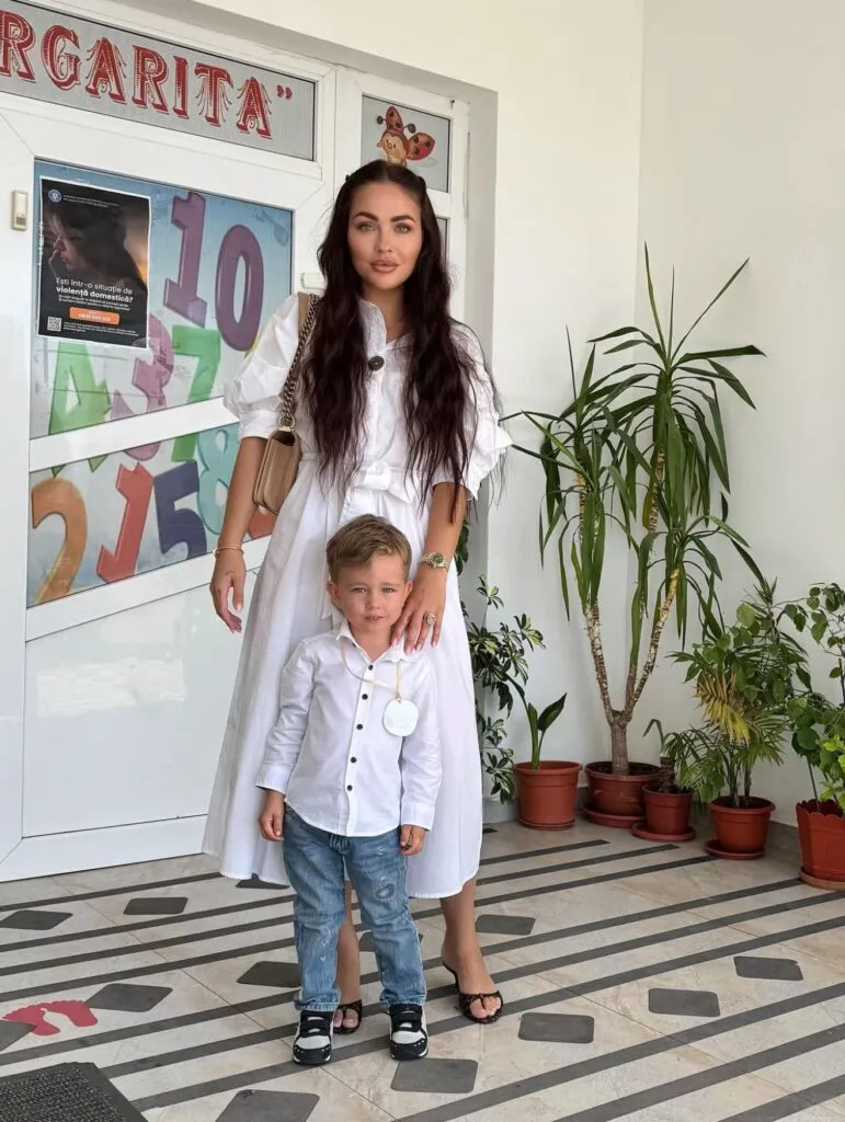 Corina lui Reghecampf a tăiat respirația tuturor. A apărut ca o zână la grădinița lui Liam – FOTO