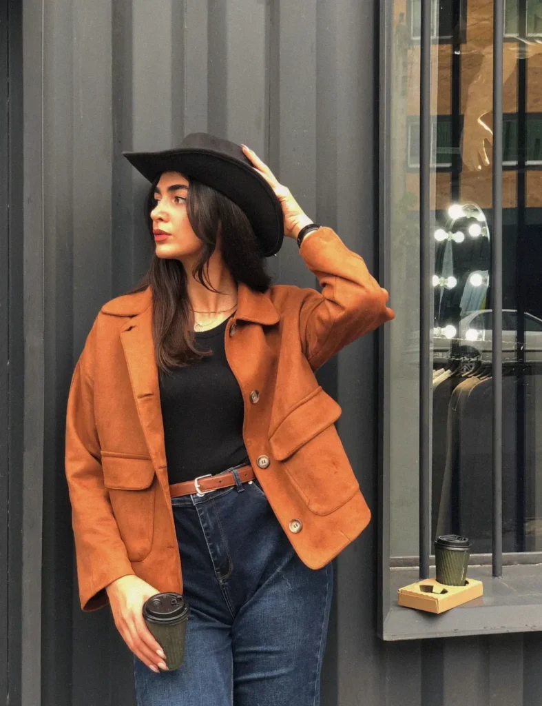 Cum se „construiește” o ținută cowboy chic. Este trendul toamnei și are câteva piese de bază
