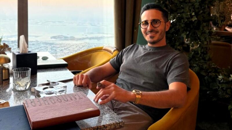 Escrocul de pe Tinder, Simon Leviev, arestat pe aeroport. Era căutat de Interpol