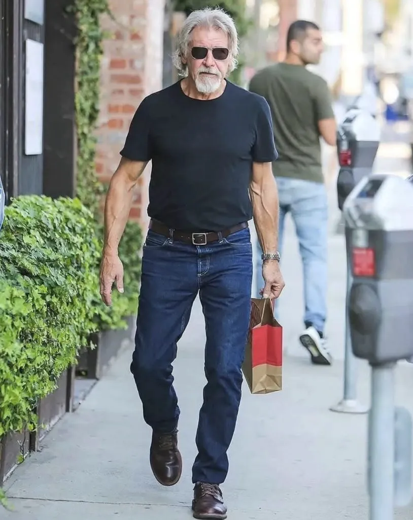 Poveste de dragoste la Hollywood. Secretul iubirii cunoscute la bătrânețe de Harrison Ford