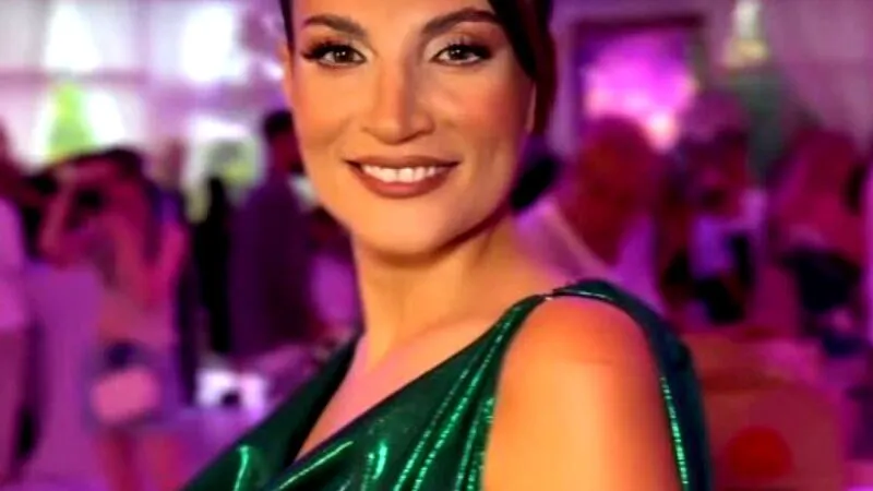 Ioana Ginghină a devenit „profă de sex” cu diplomă și spune ce folosește în așternuturi, împreună cu soțul