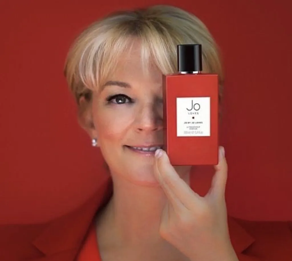 Lux accesibil, cu semnătură de autor. Parfumuri de nișă la preț redus: o colaborare cu Jo Malone de care puțină lume știe