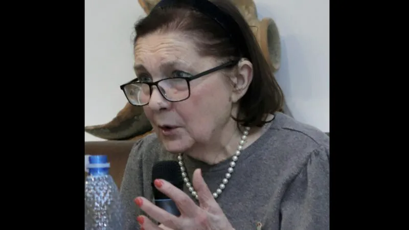 Mulțumim, doamnă Lucia Hossu-Longin, pentru paginile de istorie din „Memorialul durerii”! Este o spovedanie despre o cruntă perioadă a neamului