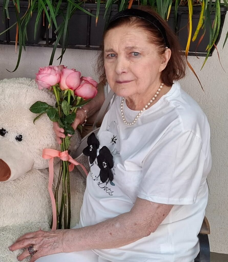 Mulțumim, doamnă Lucia Hossu-Longin, pentru paginile de istorie din „Memorialul durerii”! Este o spovedanie despre o cruntă perioadă a neamului