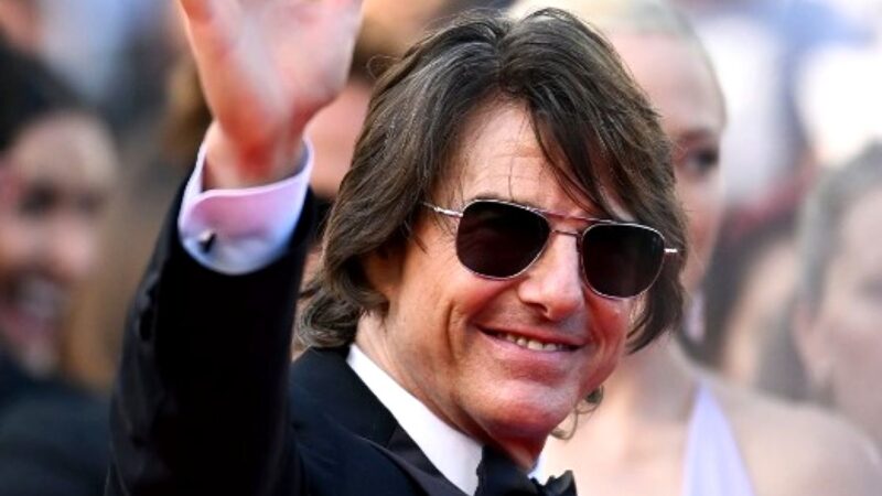 Tom Cruise și iubita sa intenționează „să se căsătorească în spațiu sau sub apă”